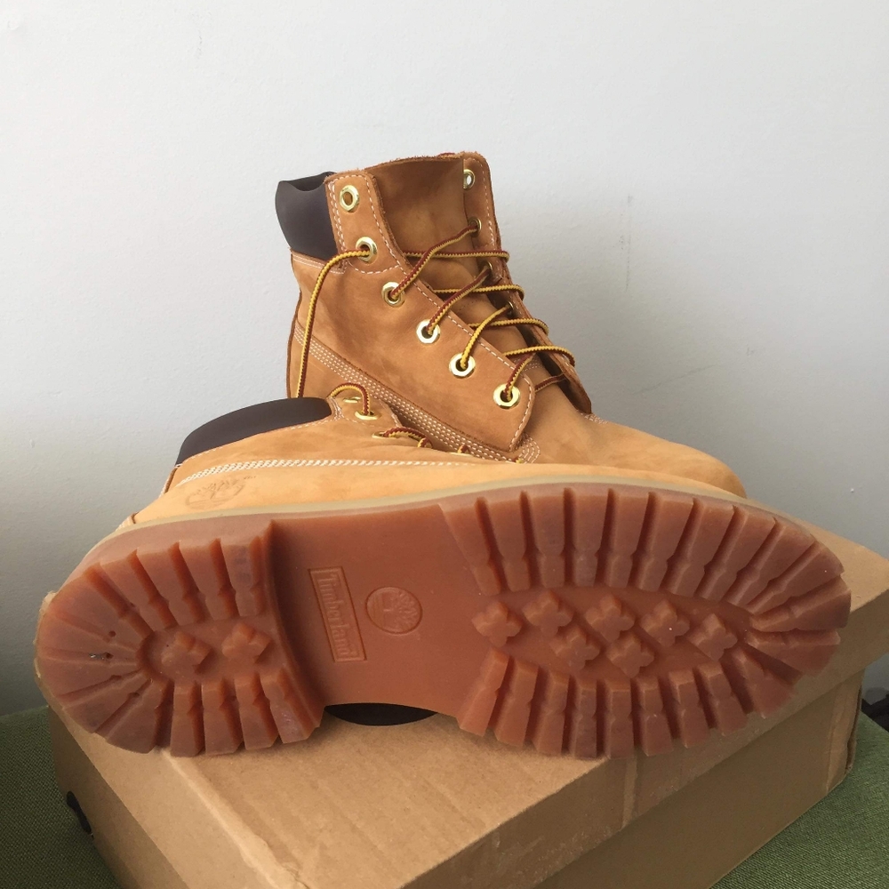 Timberlands boots - Picture 3 of 4